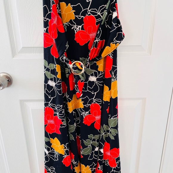 Women’s midi dress, Small, black with red and yellow prints, with showy buckle - Picture 6 of 8